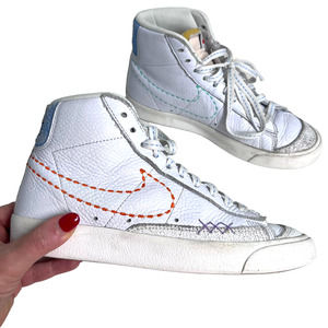 Nike Blazer Mid '77 White Sneaker Women's Sz 7